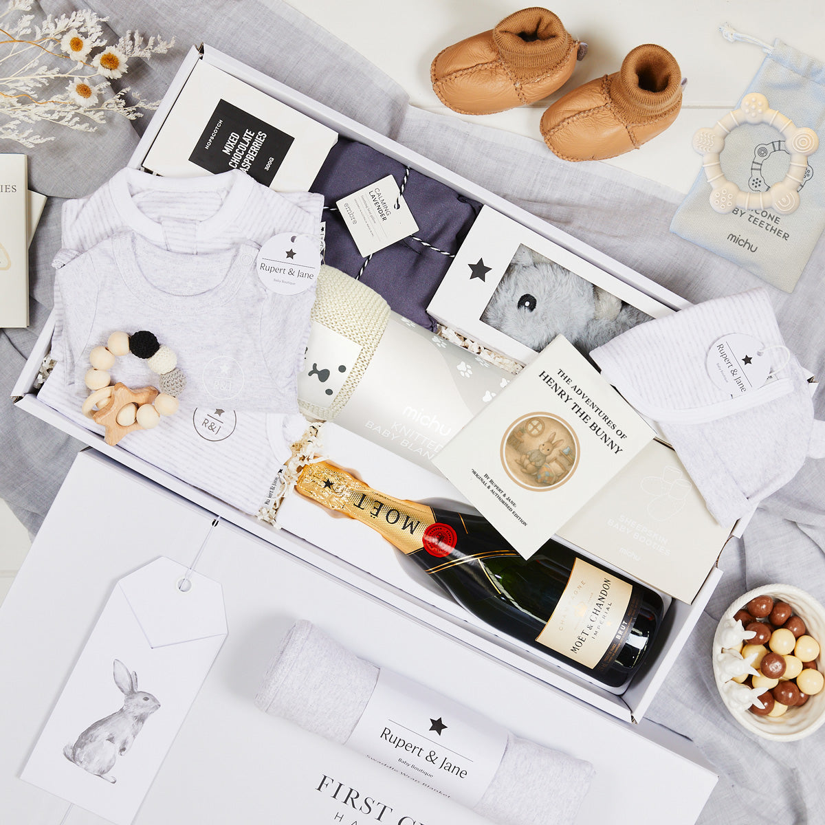 baby hamper essentials