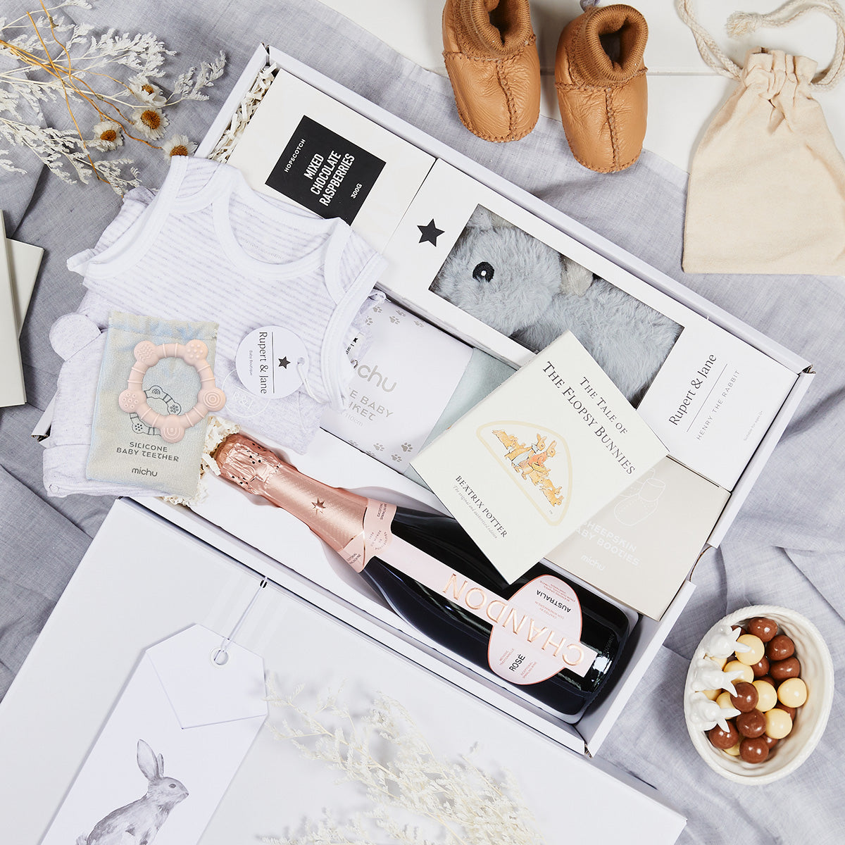 Mum & Baby with Chandon Rose Grey Hamper