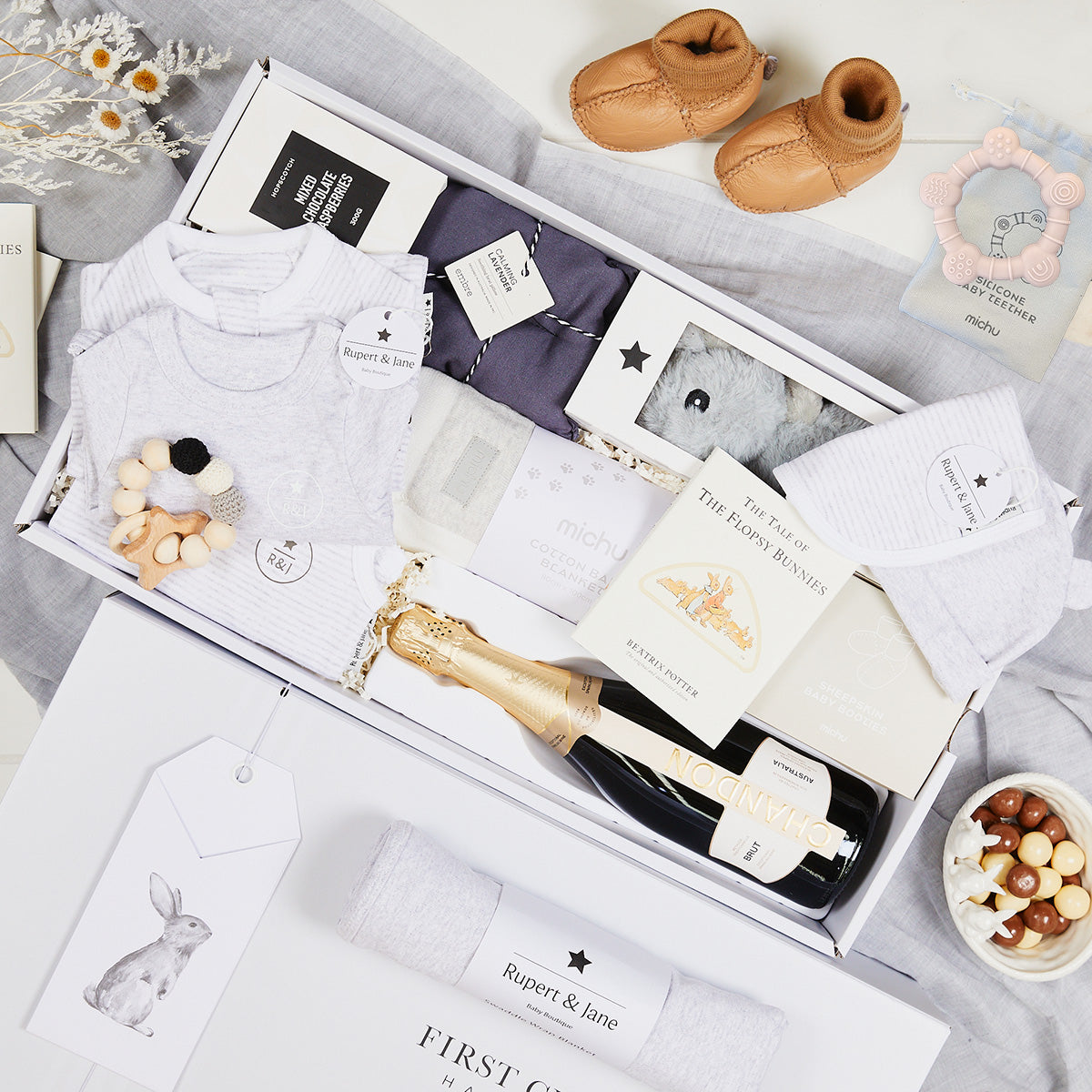 Mum & Baby with Chandon Grey Hamper