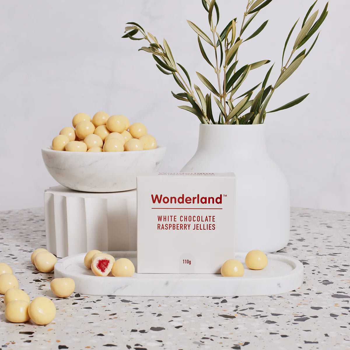 wonderland-white-choc-raspberries-FCH_Sep24_HR-5.webp__PID:1f68a66c-a900-47bc-8029-7e9a804363ed